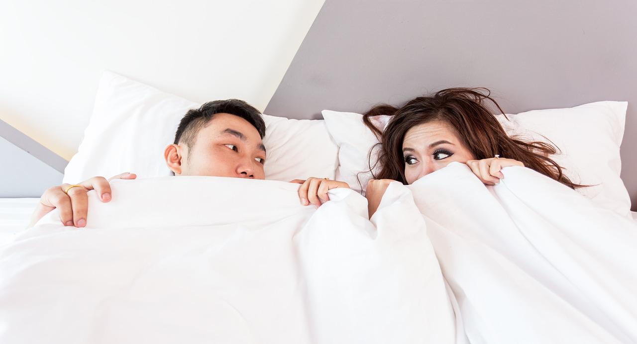 Miért van az erekció alvás közben, és reggel - mi okozza a merevedés