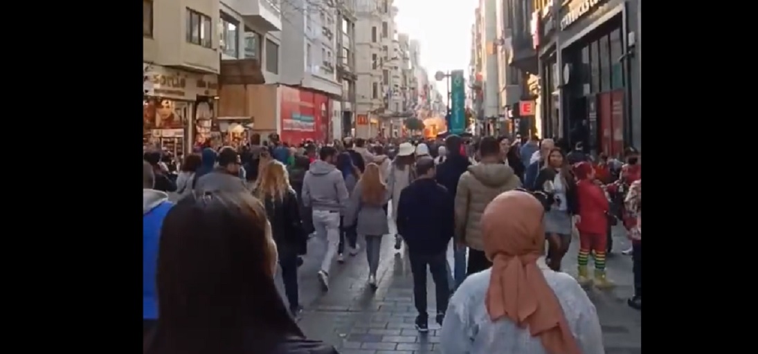 Videón a robbanás, ami a főutcán történt Isztambulban, legalább négy ember meghalt | szmo.hu