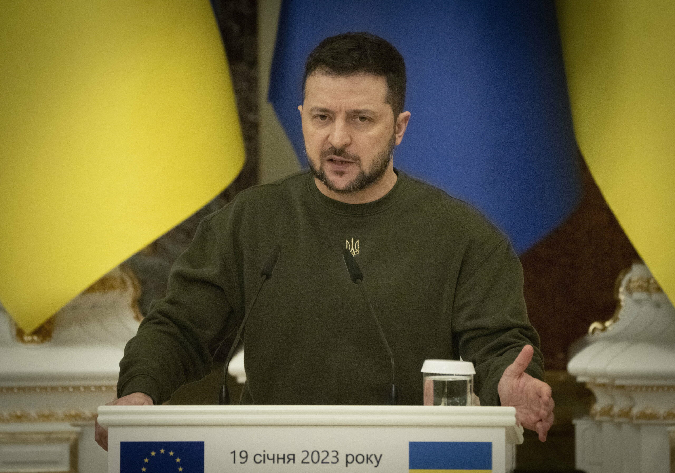 Το σκάνδαλο διαφθοράς στην Ουκρανία κερδίζει δυναμική: παραιτούνται επίσης ο αναπληρωτής επικεφαλής του προεδρικού γραφείου και ο αναπληρωτής υπουργός Άμυνας
