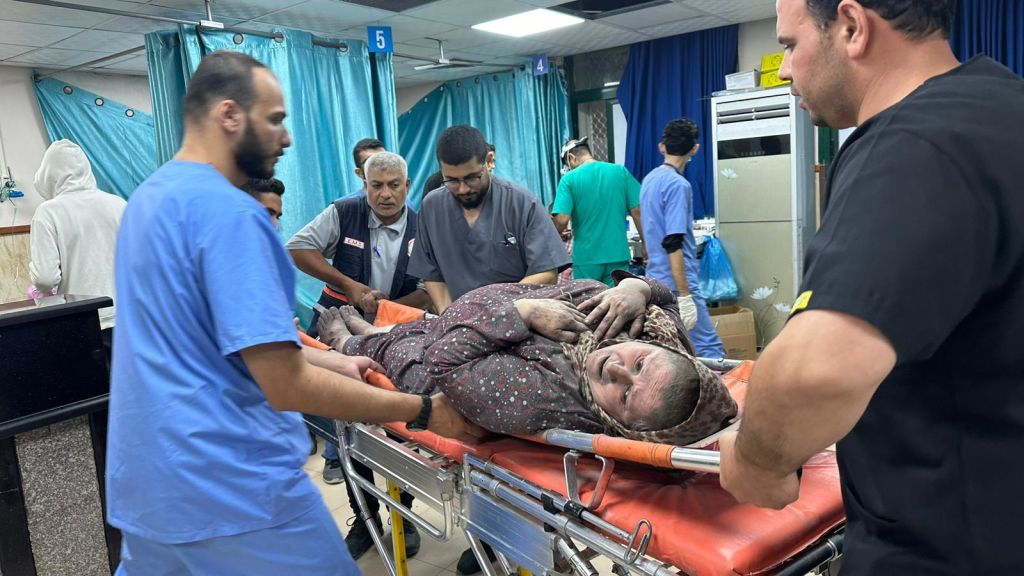 Halálzóna lett a gázai Al-Sifa kórházból a WHO szerint, evakuációs terveket dolgoznak ki
