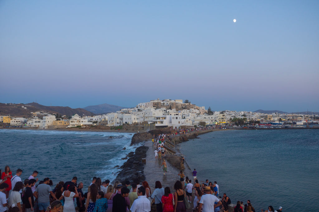 Η μεγαλύτερη ελληνική δεξαμενή στο νησί της Νάξου είναι ξηρή