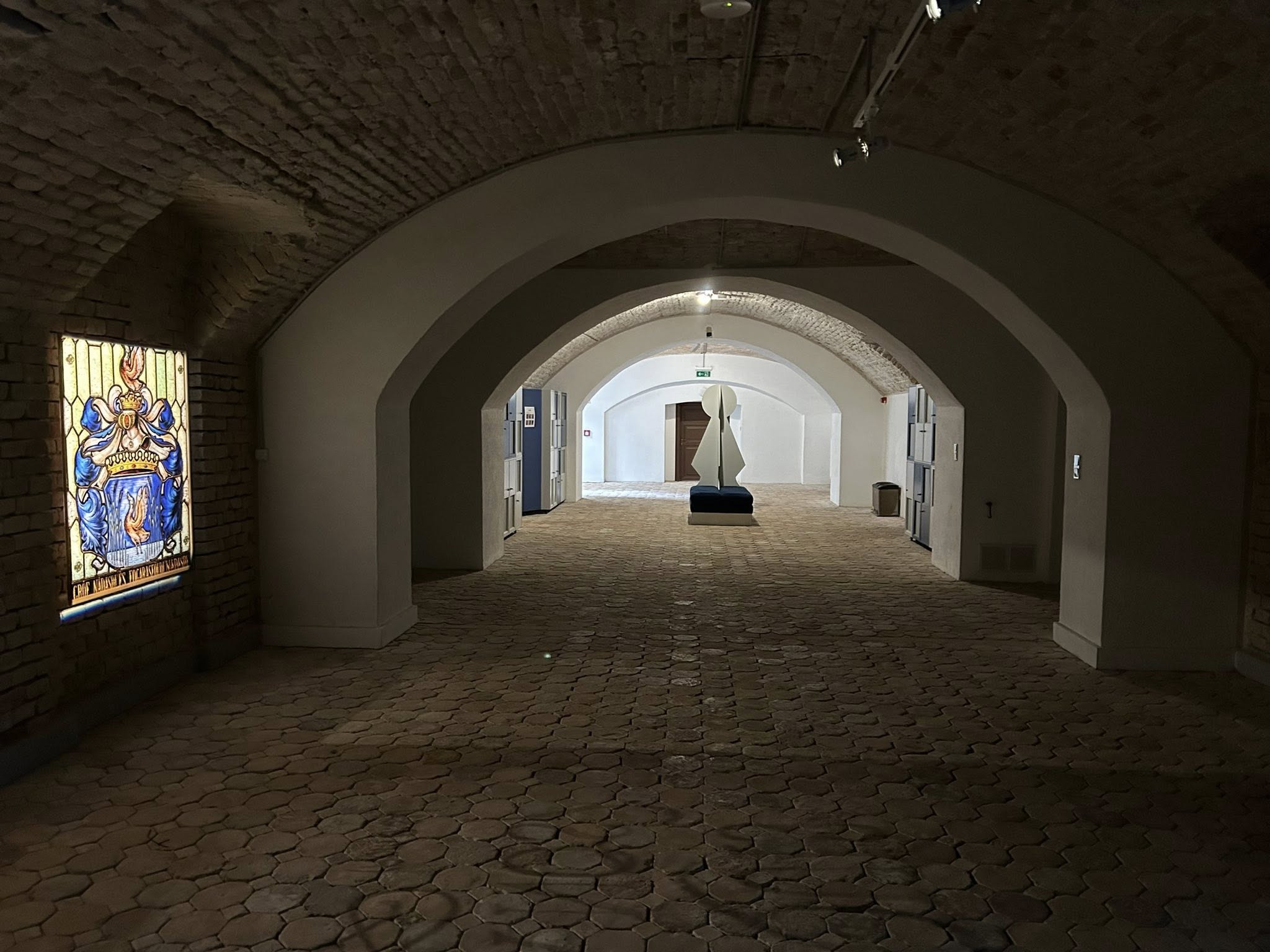 main-image