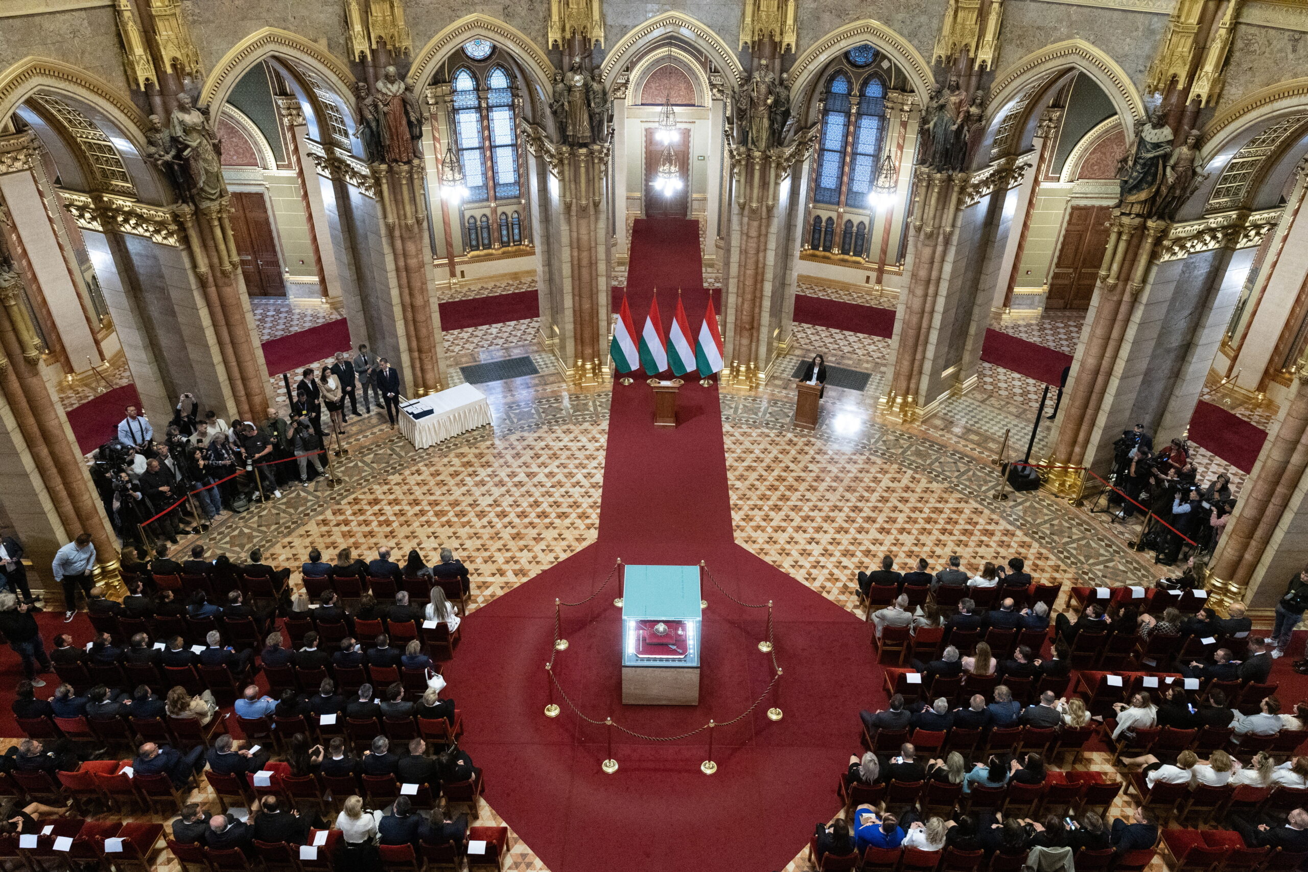 main-image