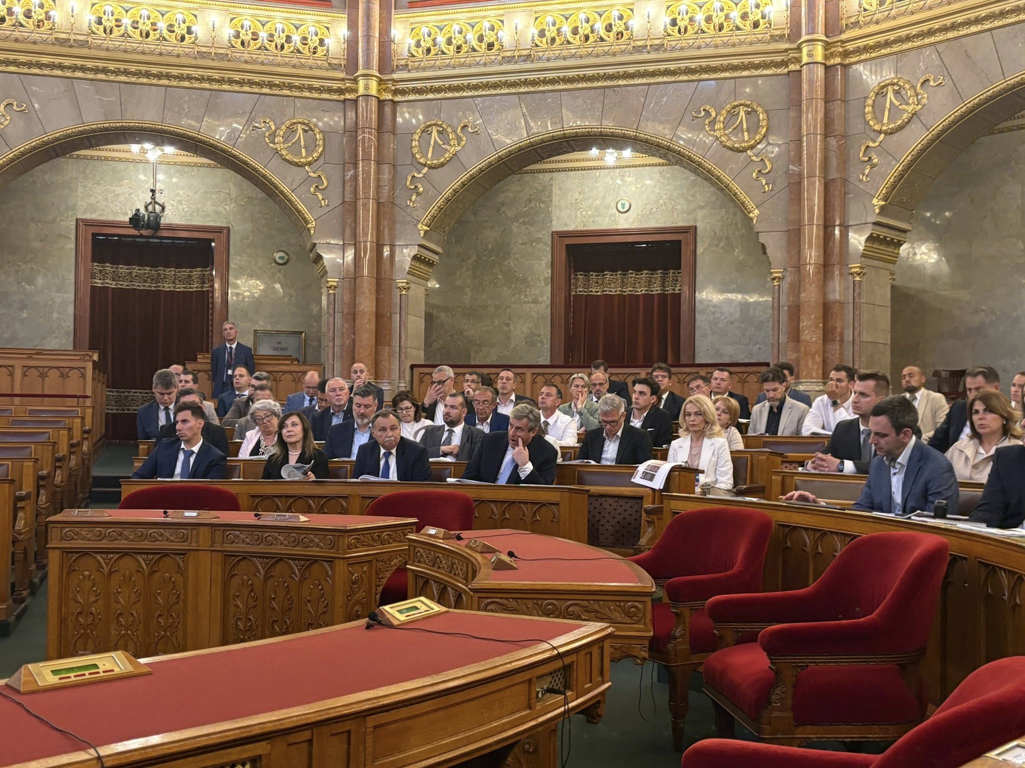 main-image