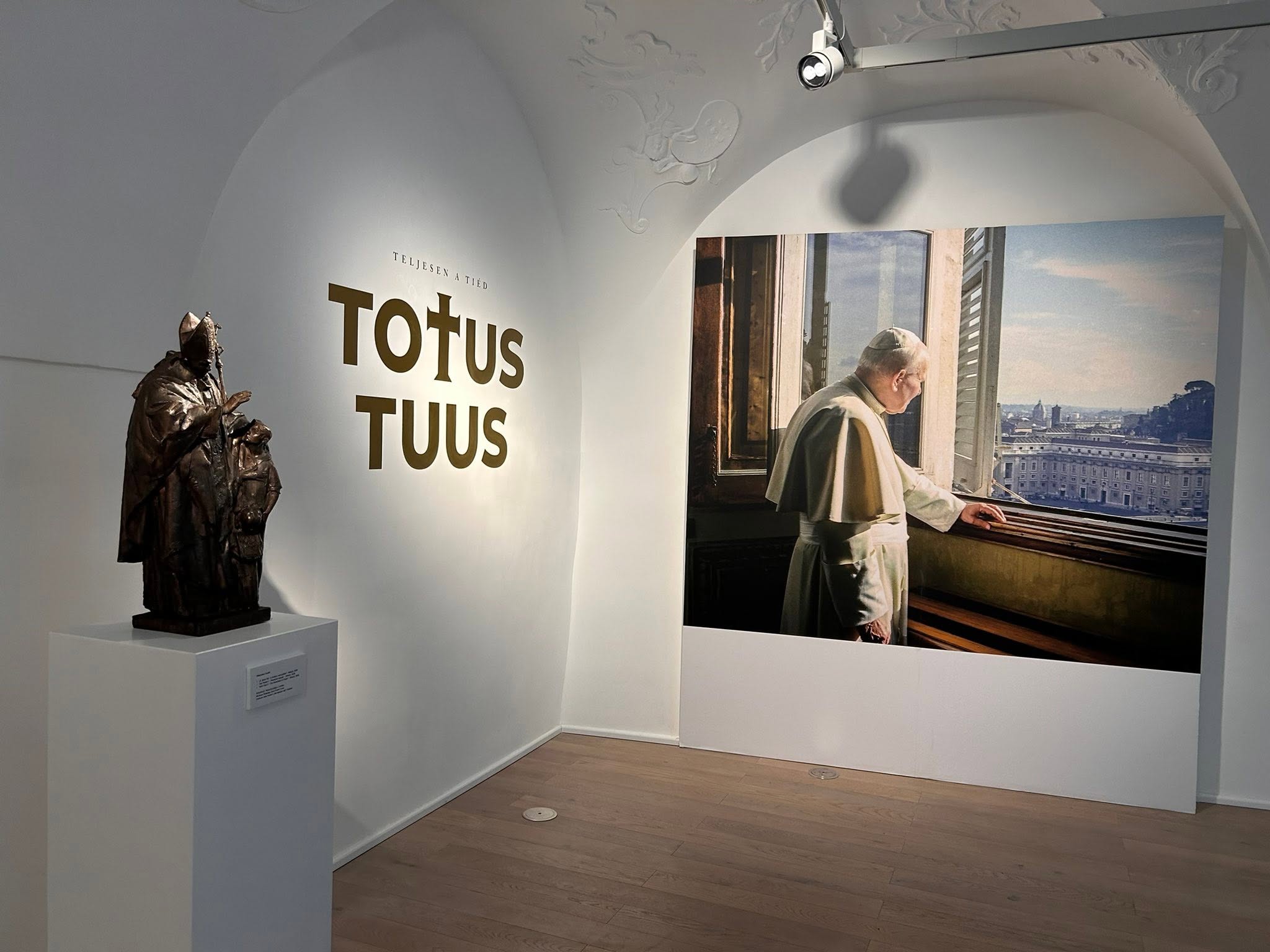 main-image