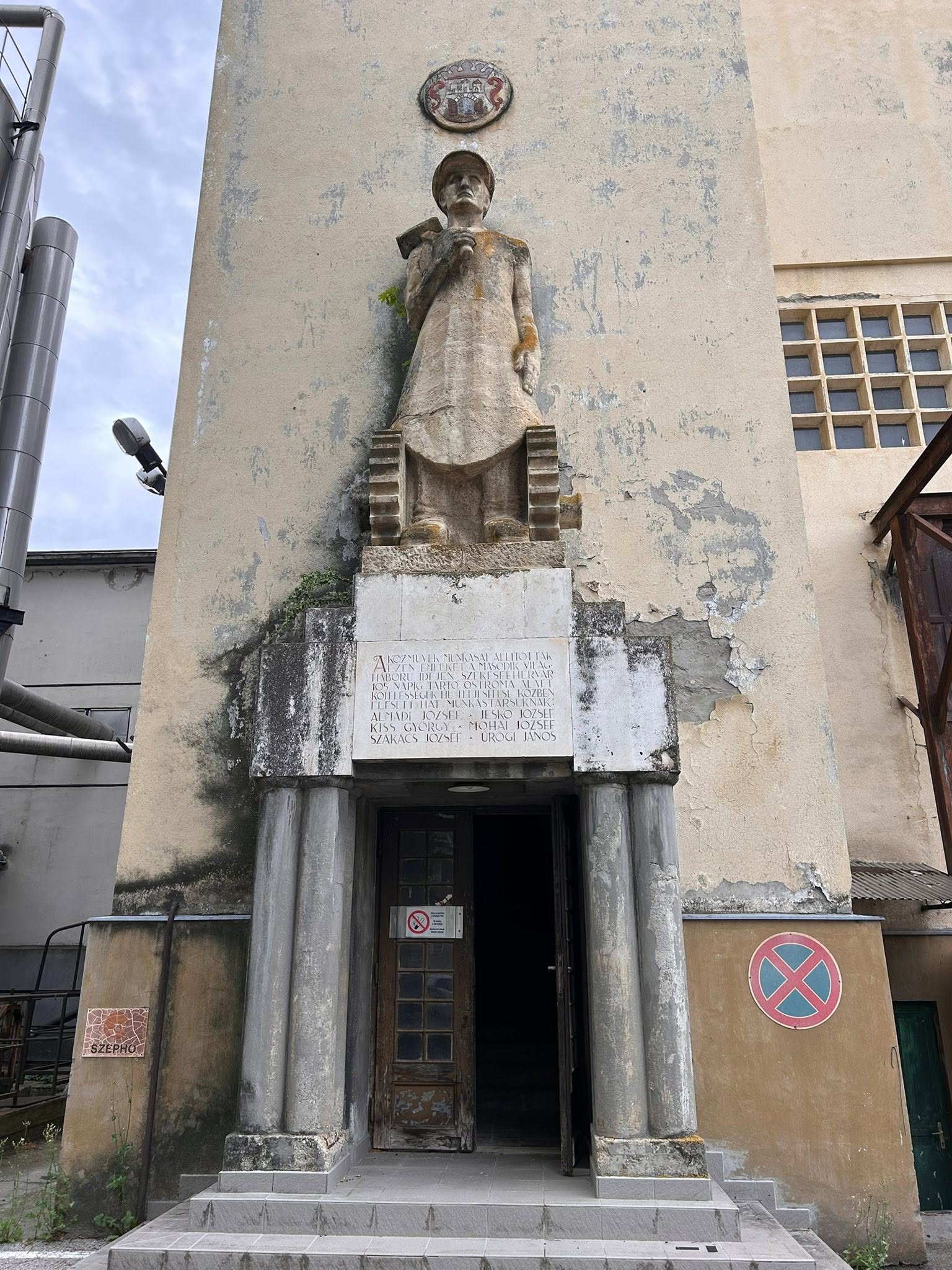 main-image