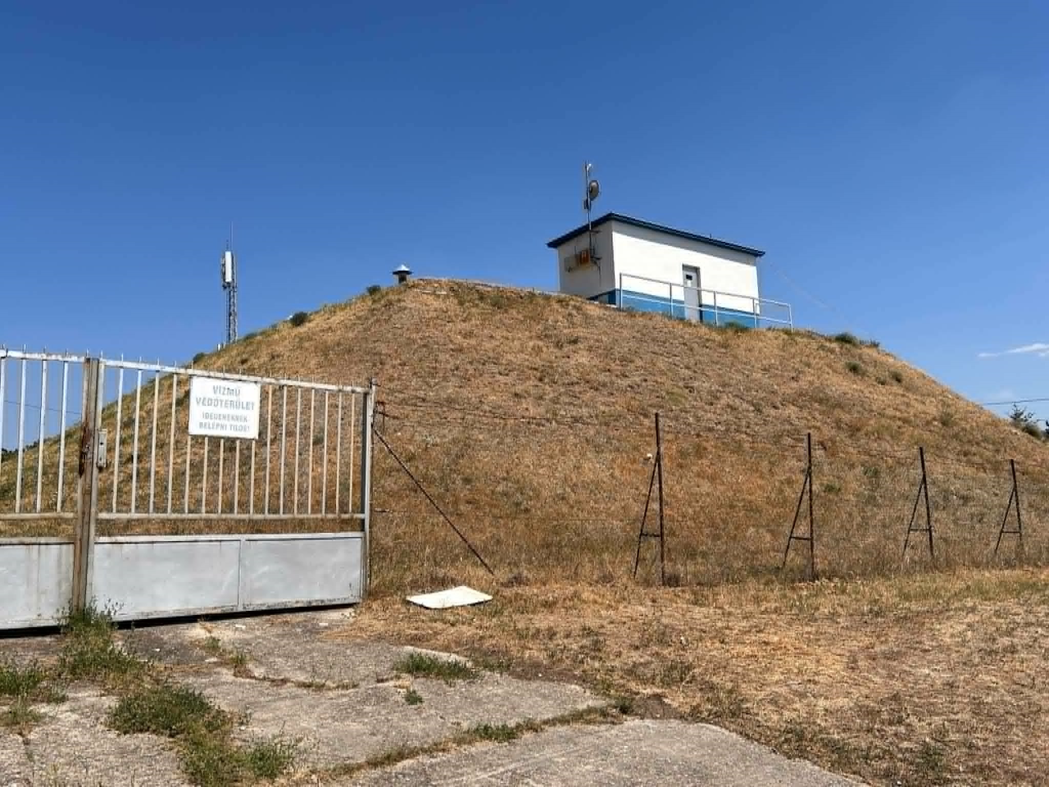main-image